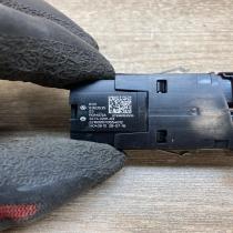 9383535   Hazard light switch BMW 5 G30 G31