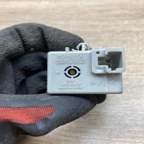 86652 20010 068900 3540  Other relay Toyota Prius (XW20)