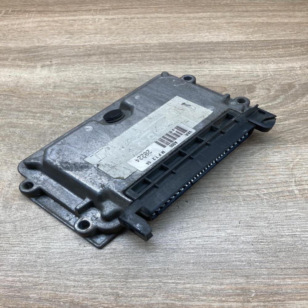 9632693980 0261206216  Engine control unit/module ECU Peugeot 206