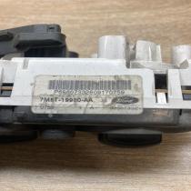 7M5T 19980 AA   Climate control unit Ford Focus