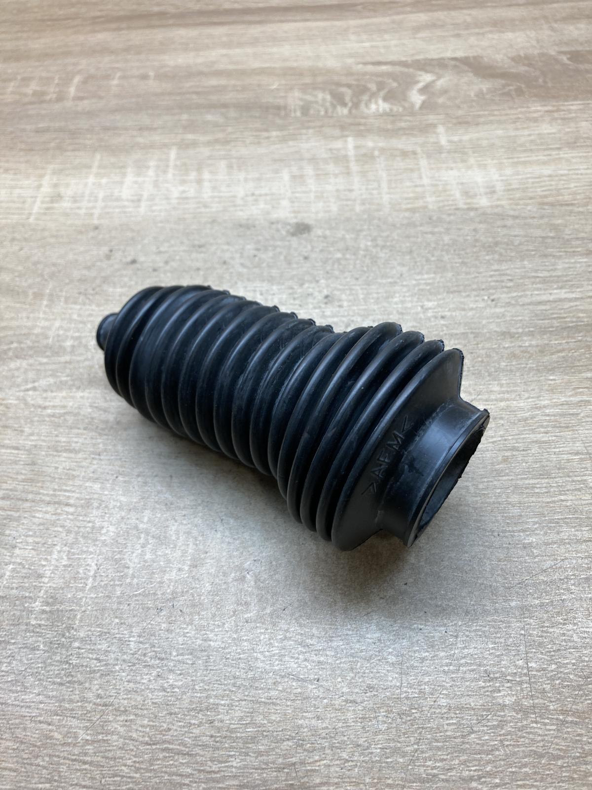 34009369   Steering tie rod boot Renault Megane II