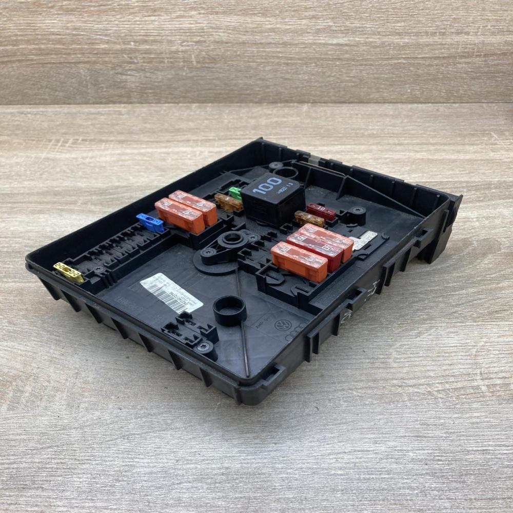 1K0937125   Fuse module Volkswagen Golf V