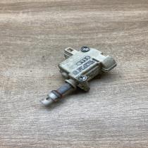 4E0810773A   Fuel tank cap lock motor Audi A8 S8 D3 4E