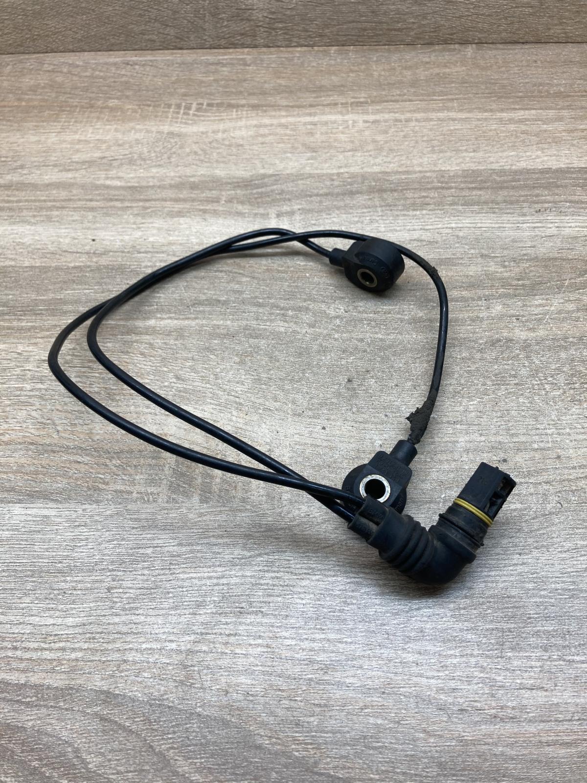 1741648 0261231113  Detonation knock sensor BMW 5 E39