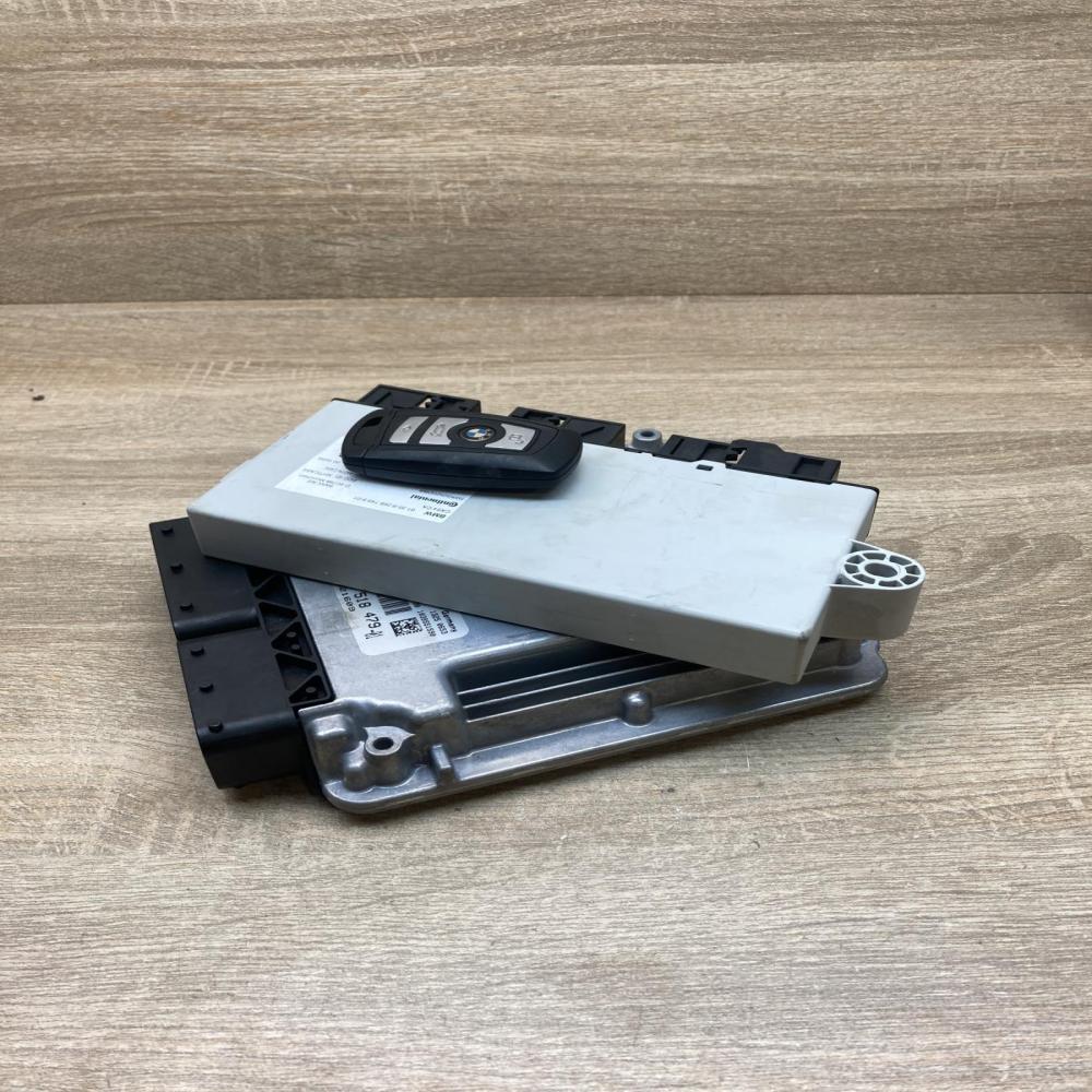 8518479 9268749  Engine ECU kit and lock set BMW 5 F10 F11
