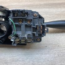 175112 GA2B  Wiper turn signal indicator stalk/switch Mazda 626