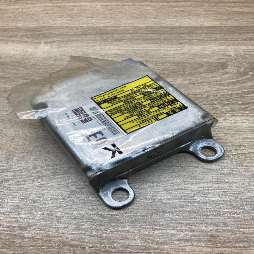 89170 47390 152300 6951  Airbag control unit/module Toyota Prius (XW20)