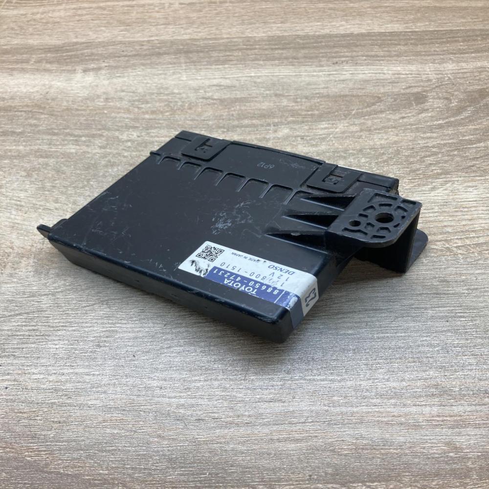 88650 47231 177800 1510  Air conditioner control unit module Toyota Prius (XW30)