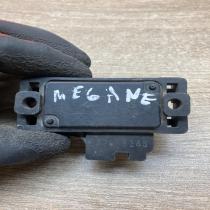 8768245   Mass air flow meter Renault Megane I