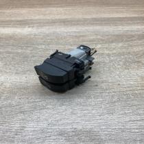 018469A   Electric window control switch Renault Laguna II