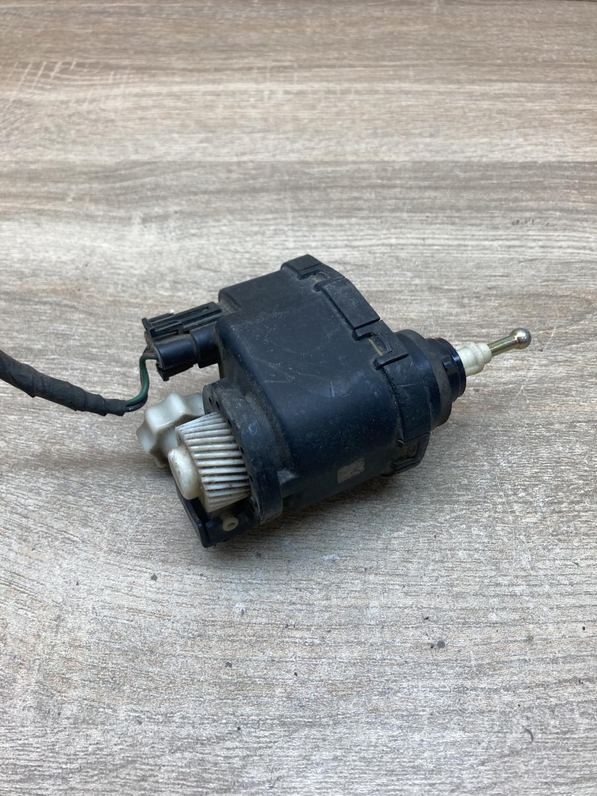 004375 29   Headlight level adjustment motor Hyundai Accent