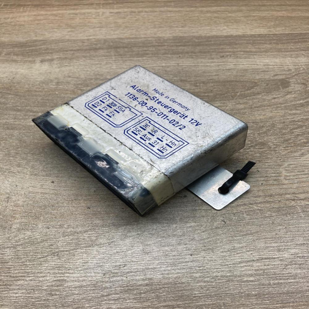 1138 00 95 011 02   Other control units/modules Opel Sintra