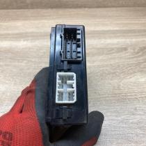 YWC106240 52010494C  Comfort/convenience module Rover 414 - 416 - 420