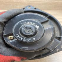 12VK8821   Heater fan/blower Mitsubishi Pajero