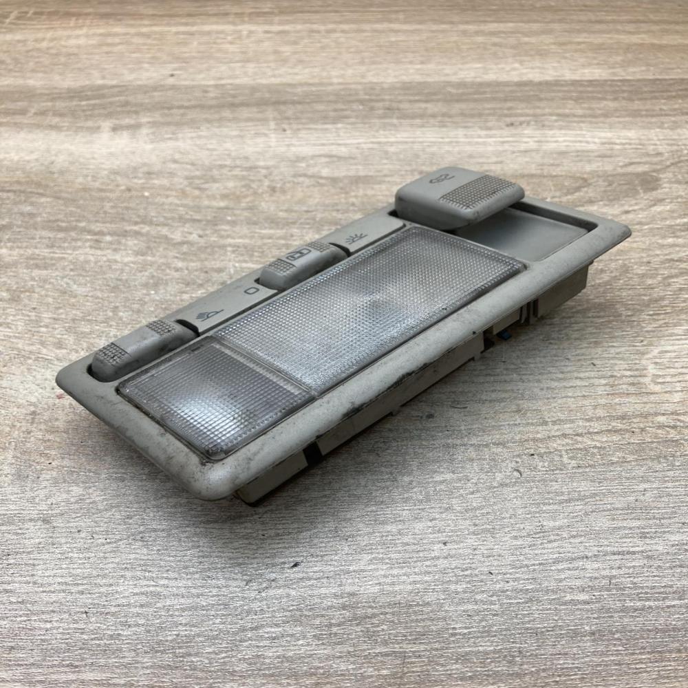 1H0959855B   Front seat light Volkswagen Golf III