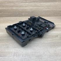 P04707994AE 04707994AE  Fuse module Chrysler Voyager