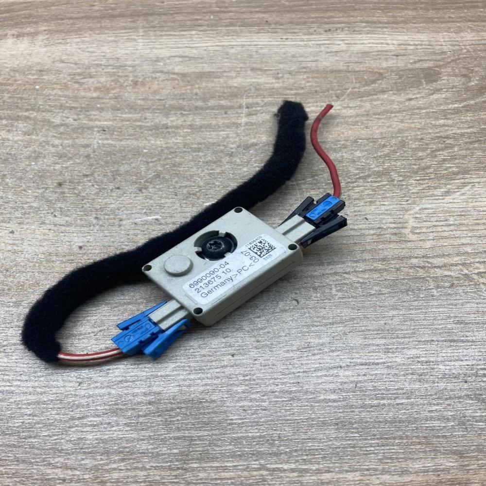 6990090 213675 10  Aerial antenna amplifier BMW 5 F10 F11