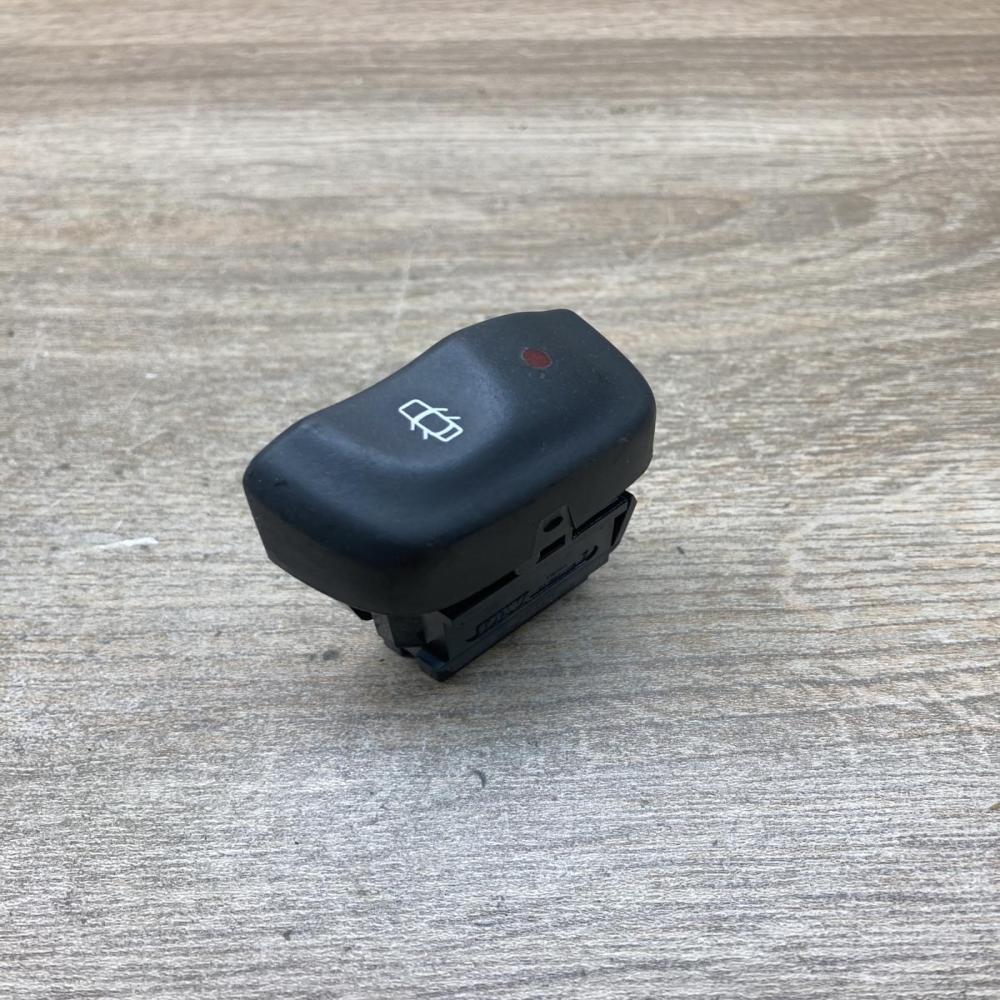 432969B   Central locking switch button Renault Scenic I