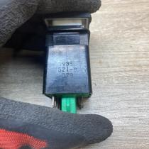 4409223 521 9  Fog light switch Saab 9-5