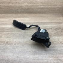 7M4721603B YM219F836GA  Accelerator throttle pedal Volkswagen Sharan