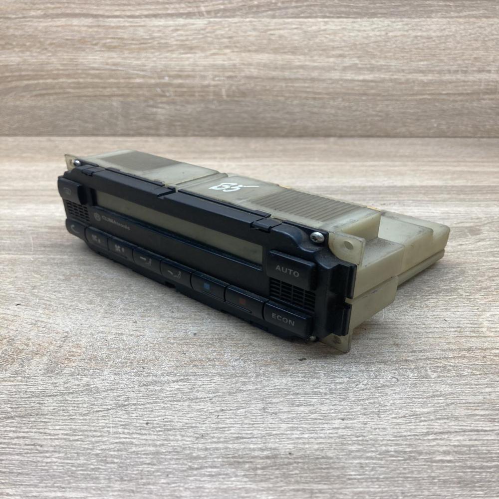 3B1907044B 5HB007617  Climate control unit Volkswagen PASSAT B5