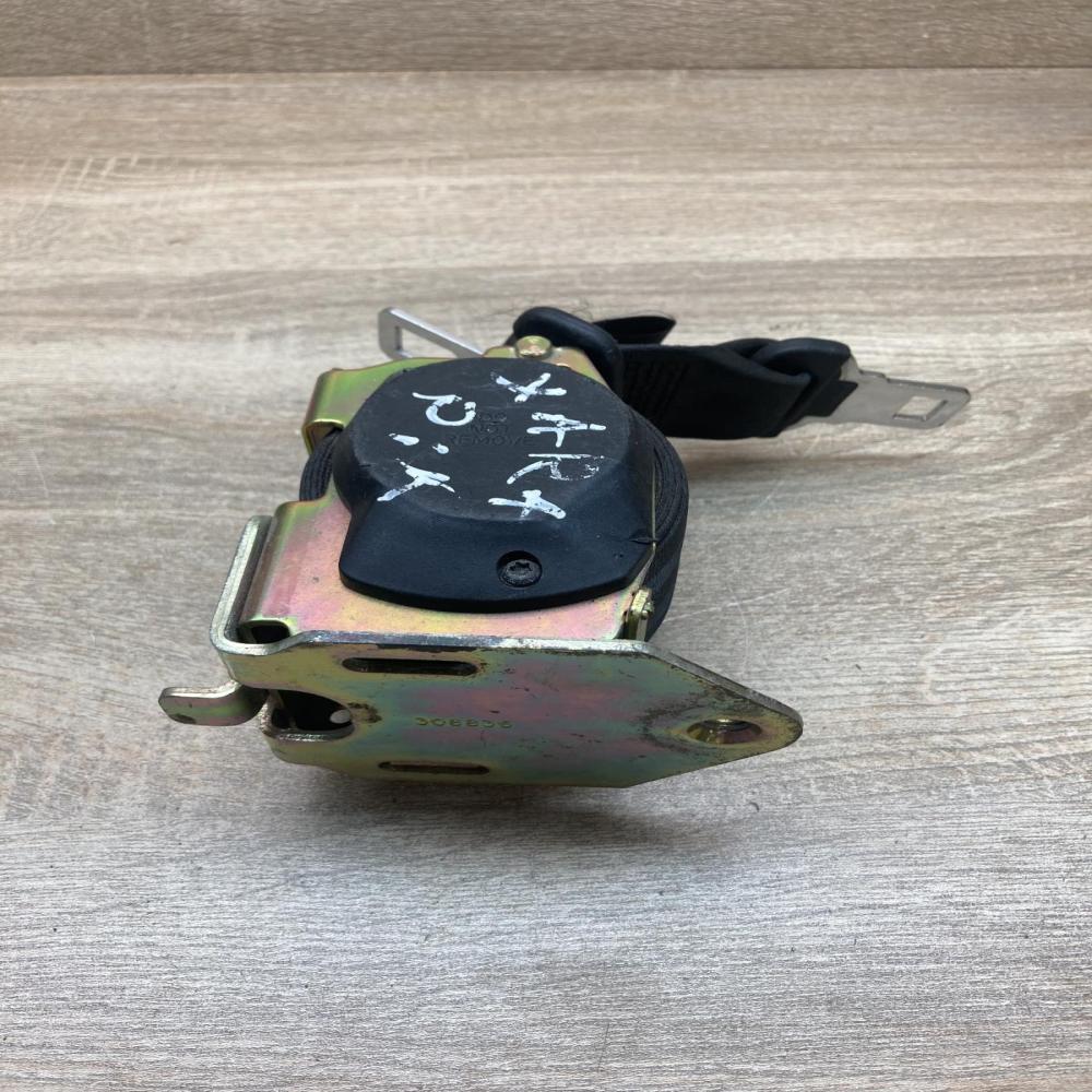 9631447877   Rear seatbelt Citroen Xsara