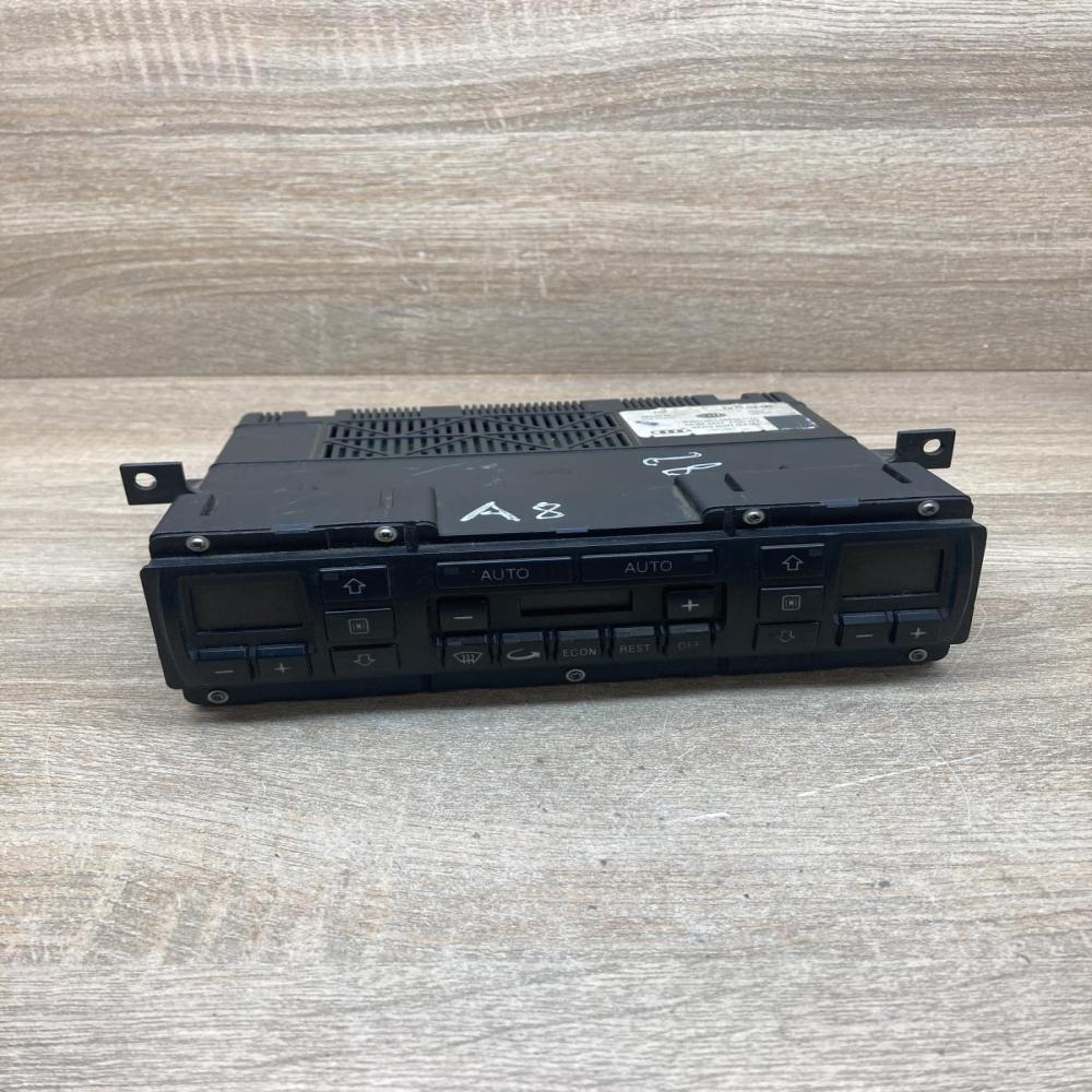 4D0820043B 5HB007155 01  Climate control unit Audi A8 S8 D2 4D