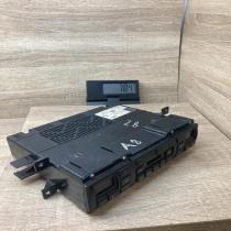 4D0820043B 5HB007155 01  Climate control unit Audi A8 S8 D2 4D