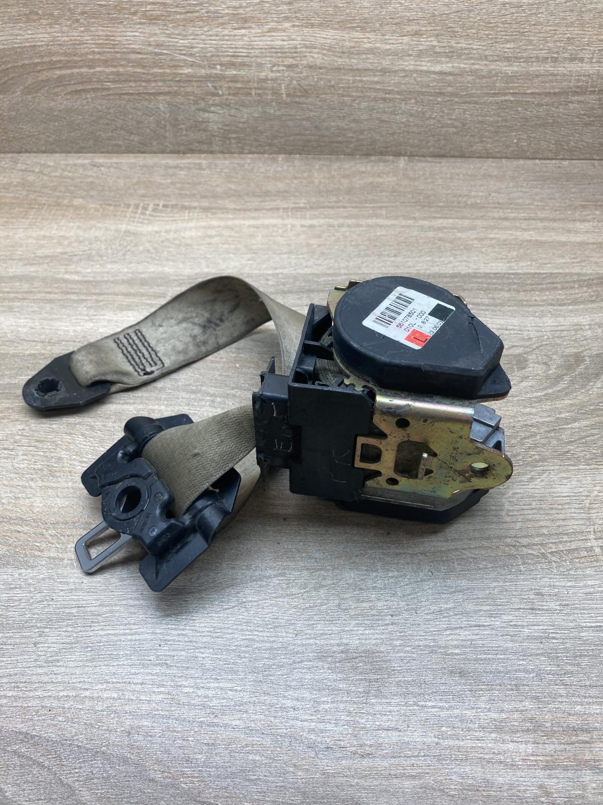 561078501   Front seatbelt BMW 7 E65 E66