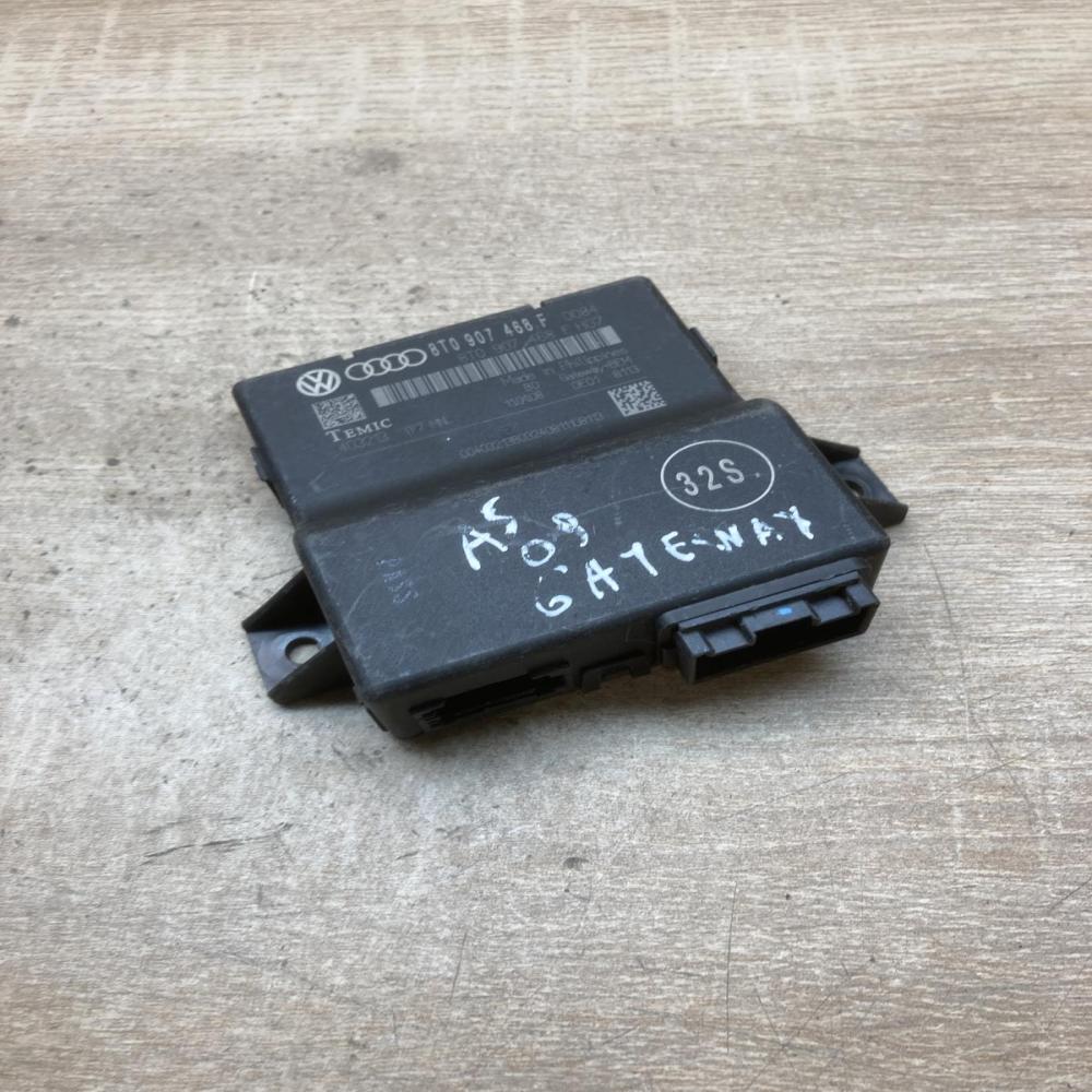 8T0907468F   Gateway control module Audi A5 8T 8F