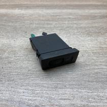 1J0963563B   Seat heating switch Volkswagen Golf IV