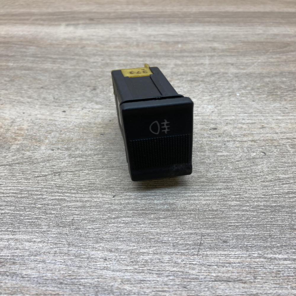 4A0941563   Fog light switch Audi 100 S4 C4