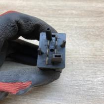 893941503   Windscreen/window heater switch Audi 80 90 B3