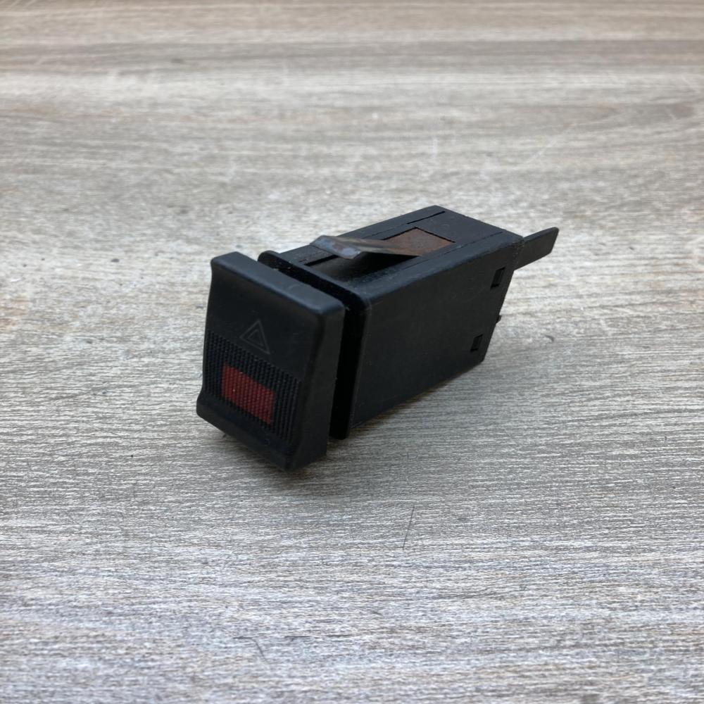 4A0941509   Hazard light switch Audi A6 S6 C4 4A