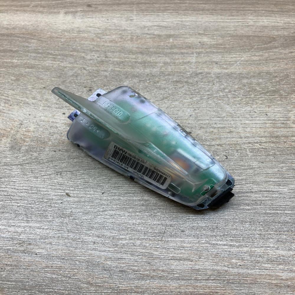 6940418 50010103  Aerial GPS antenna BMW 3 E90 E91