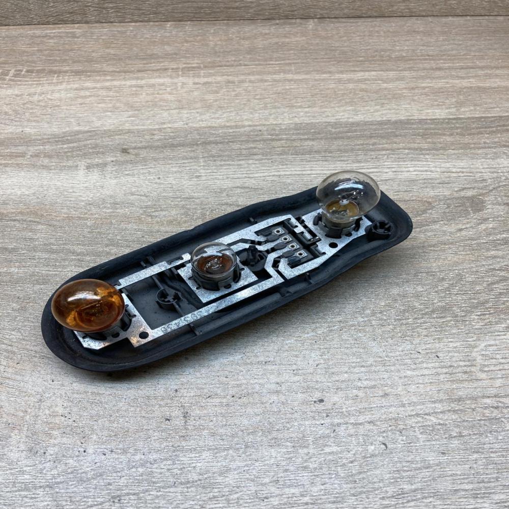 8371324   Tail light bulb cover holder BMW 5 E39