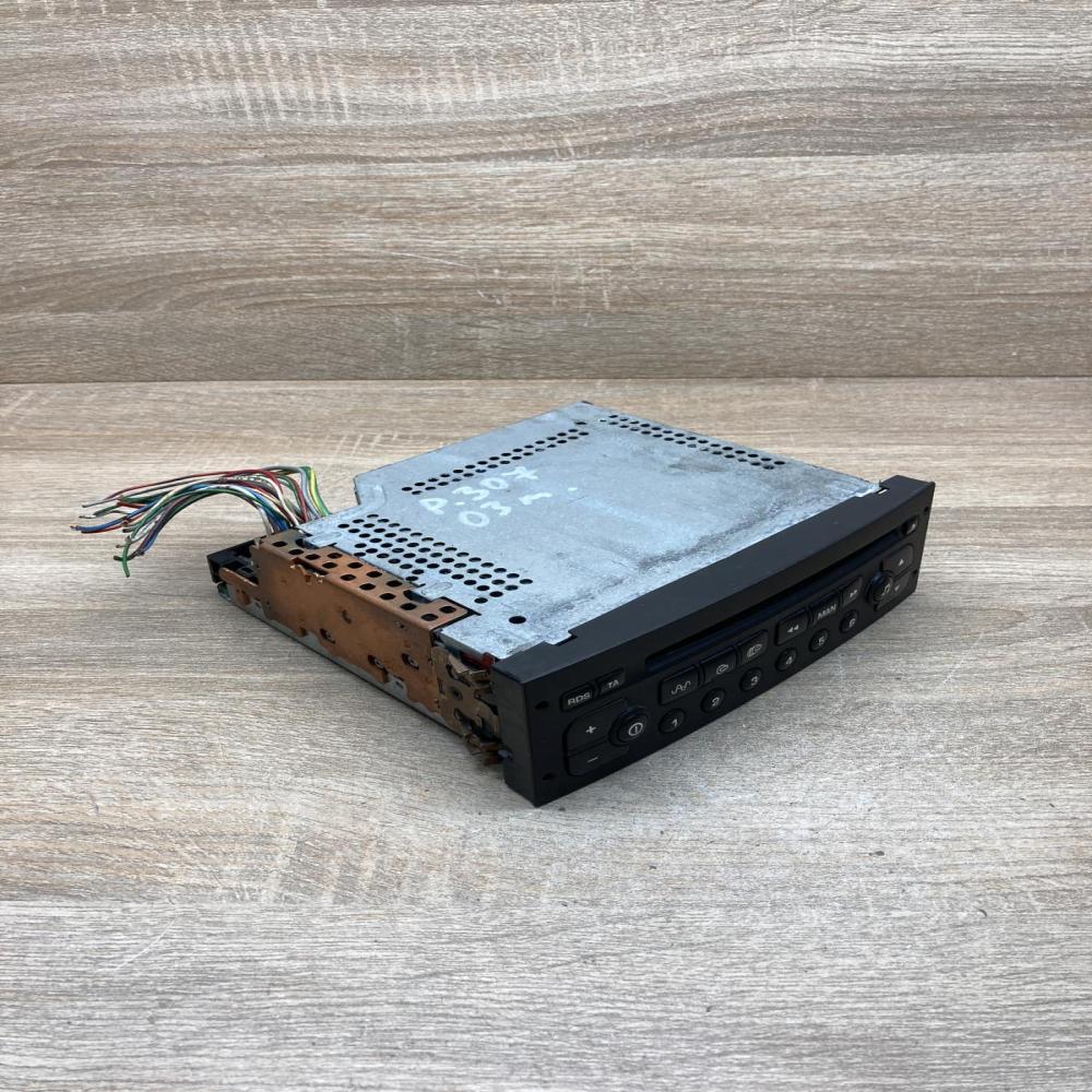 96488013XT 0101817  Radio/CD/DVD/GPS head unit Peugeot 307