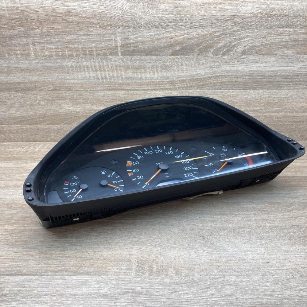 2105406547 87001345  Speedometer (instrument cluster) Mercedes-Benz E W210