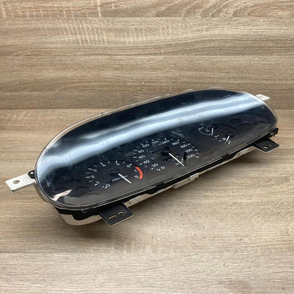 BC5FC   Speedometer (instrument cluster) Mazda 323 F