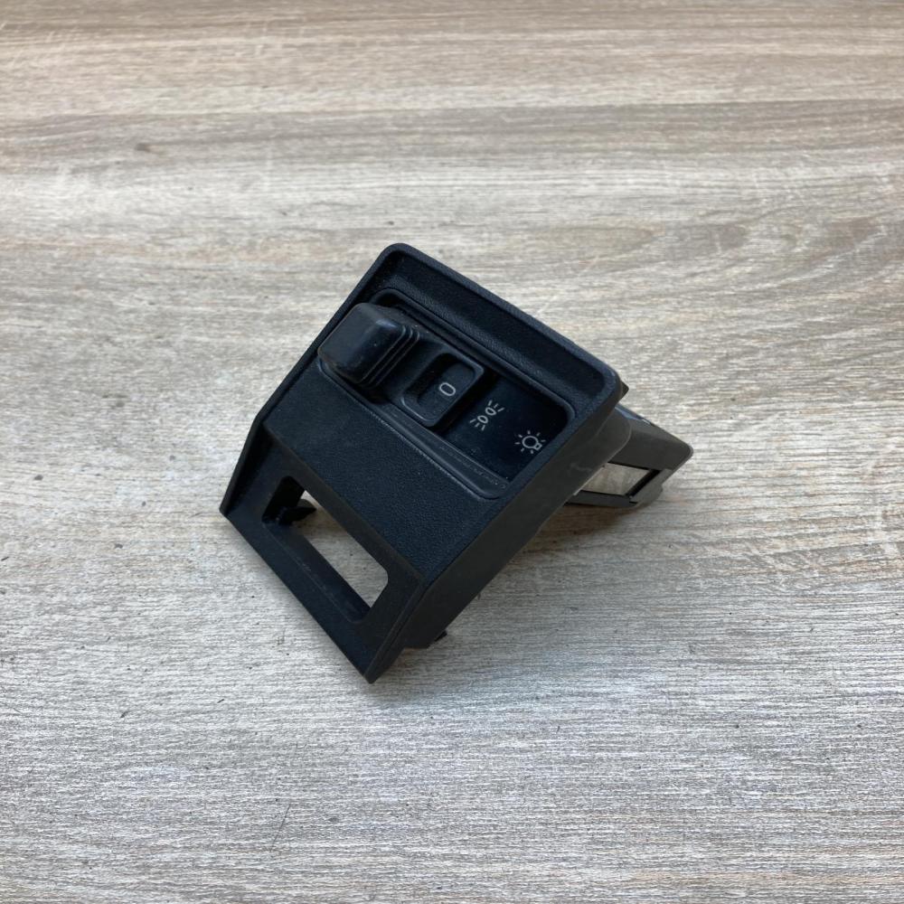 1384005 38813705  Light switch BMW 5 E34