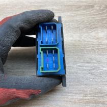 85GG 19A367 AA   Other relay Ford Scorpio
