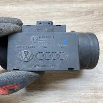 074906461 71822101  Mass air flow meter Volkswagen Golf II