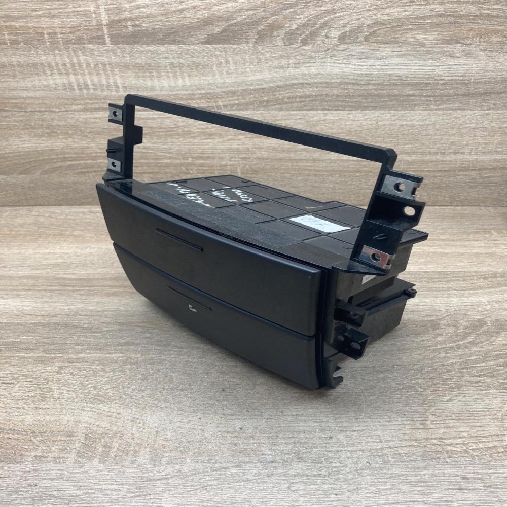 84570 3E000 PH   Car ashtray KIA Sorento