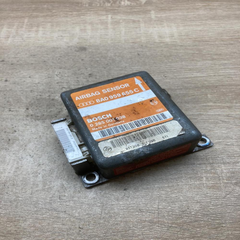 8A0959655C 0285001038  Airbag control unit/module Audi 100 S4 C4