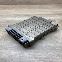 893907383 0285007040  Engine control unit/module ECU Volkswagen Golf II