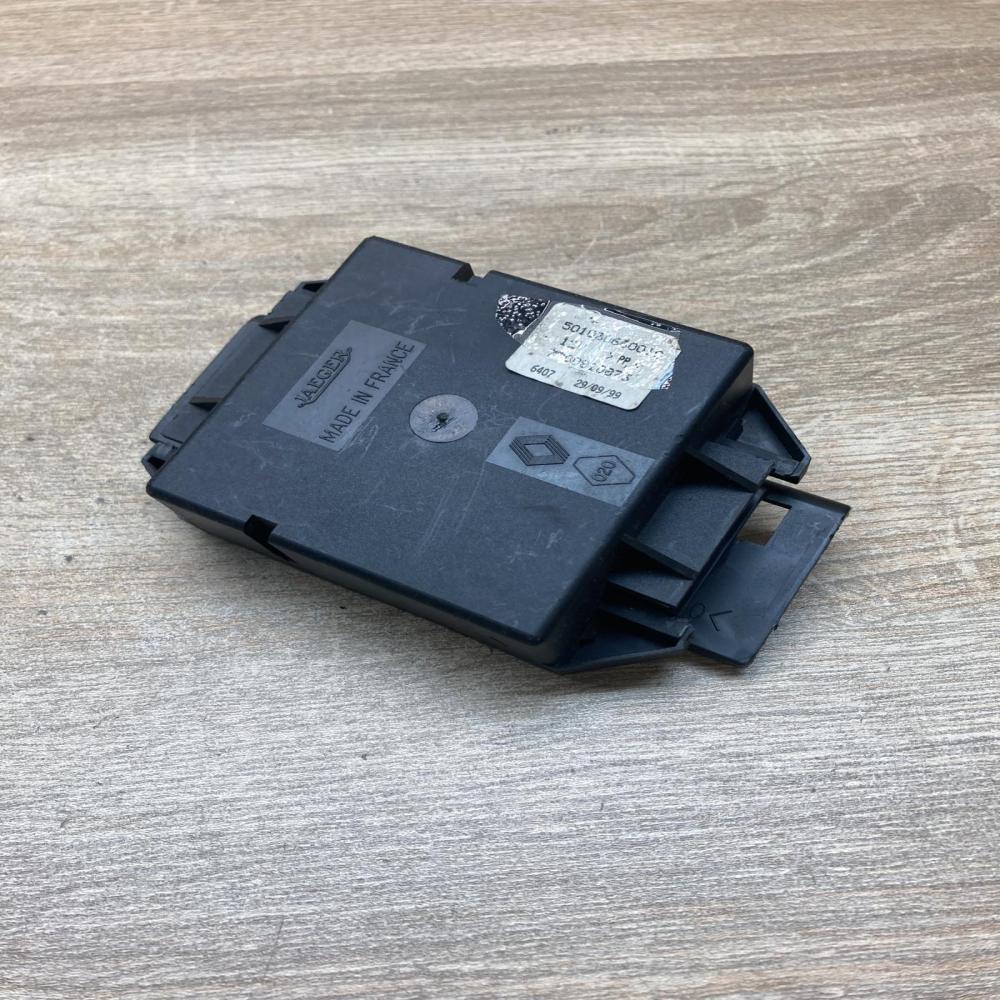 7700810873   Other control units/modules Renault Laguna I