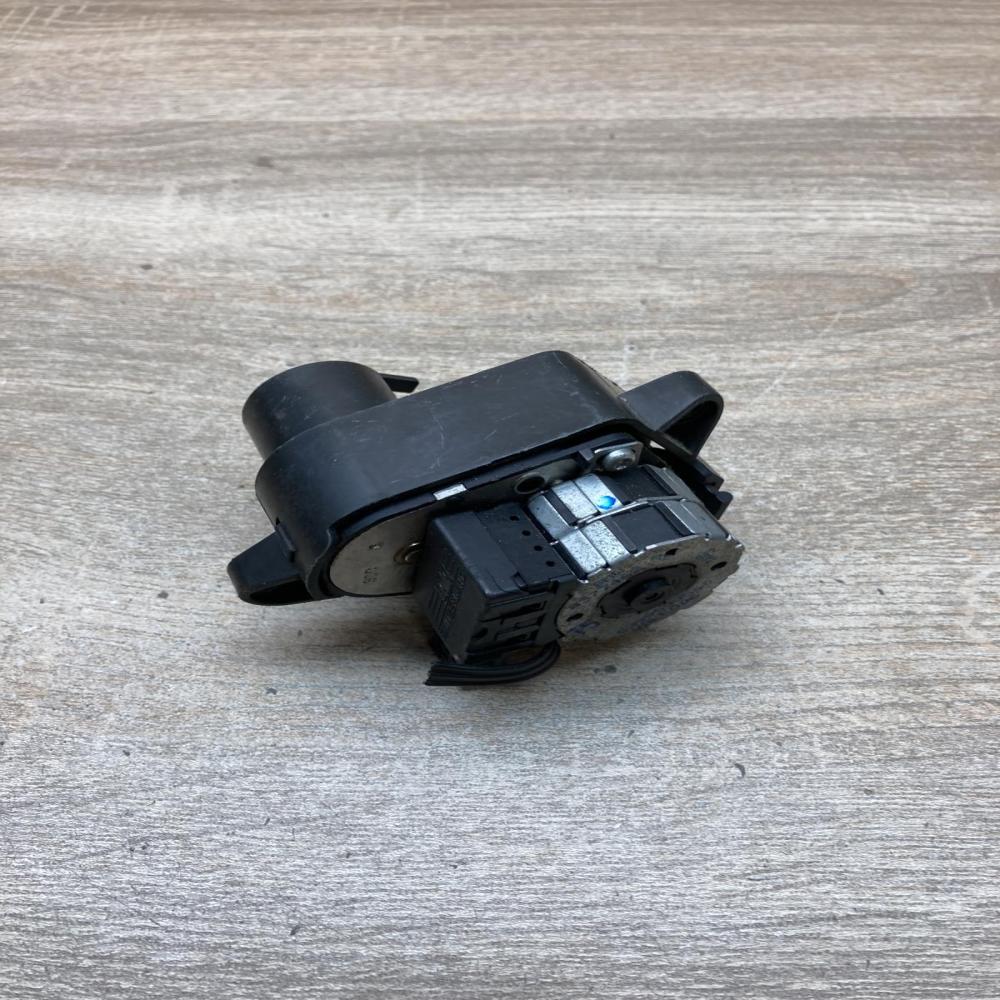 8377462 5399533560  Air flap motor/actuator BMW 5 E39