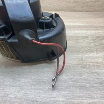 AT315156F1A   Heater fan/blower Opel Omega B1