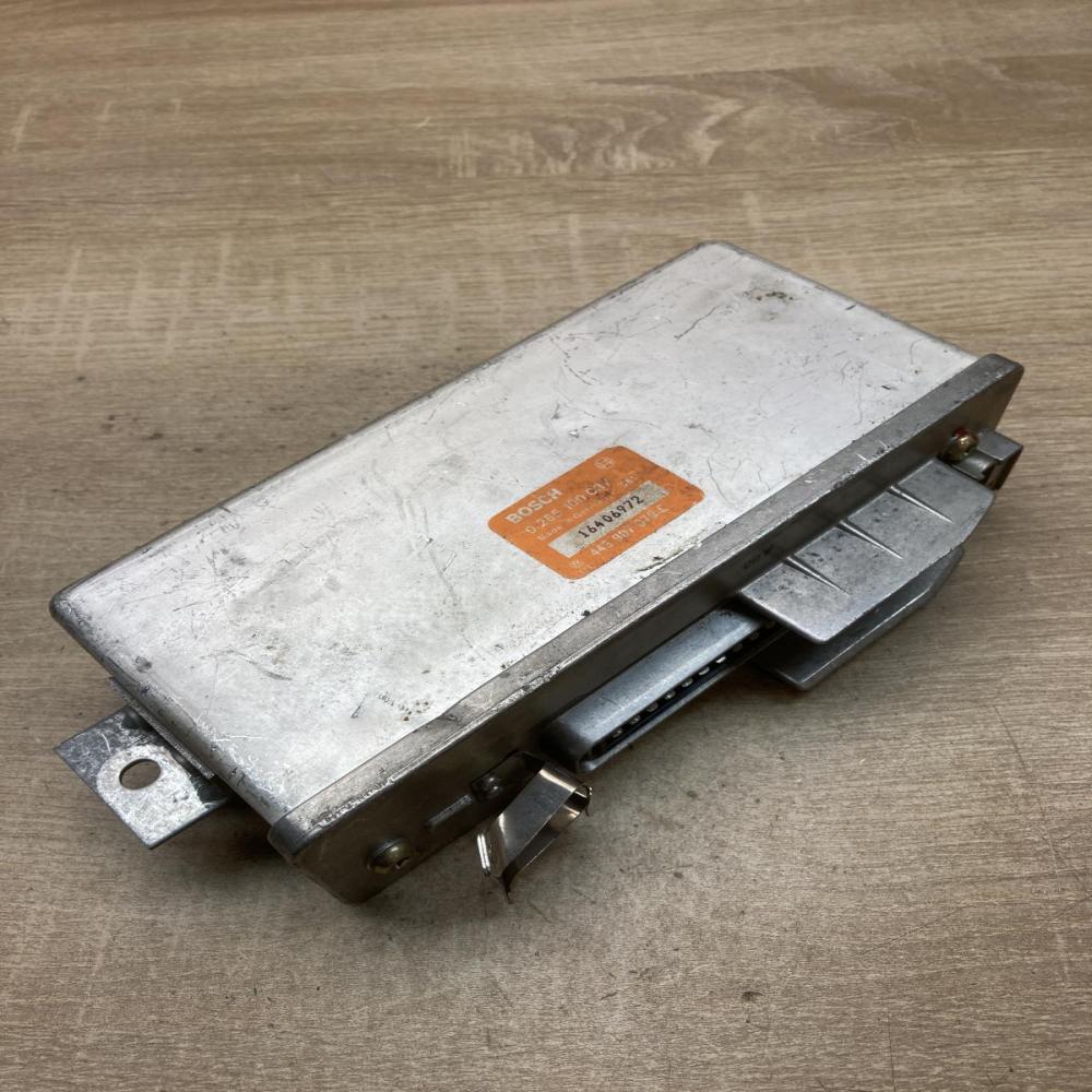 443907379C 0265100037  ABS control unit/module Audi 100 S4 C4