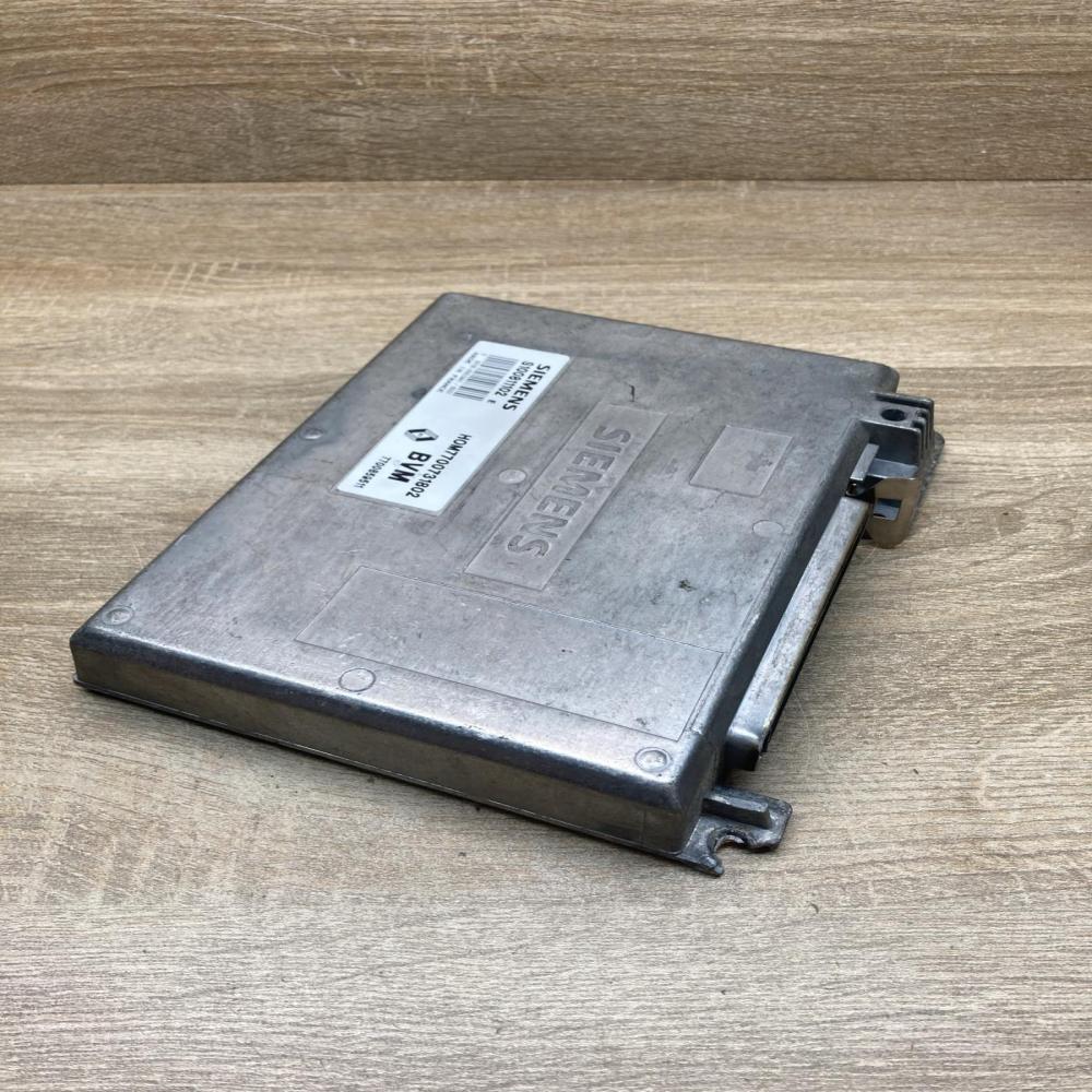 7700731802 S100811102E  Engine control unit/module ECU Renault 19